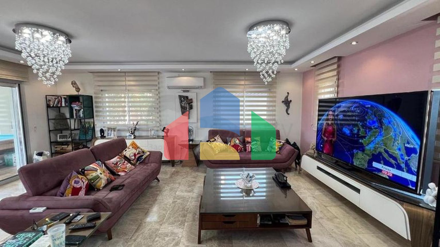 Затишний будинок з великою ділянкою в районі Олюденіз, Фетхіє