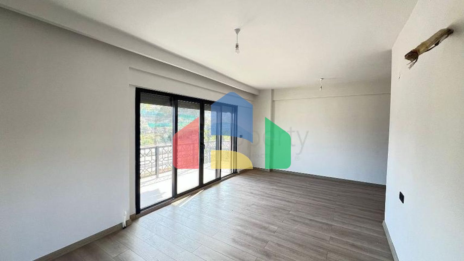 Просторий окремий будинок з власною ділянкою в районі Карагедік, Фетхіє