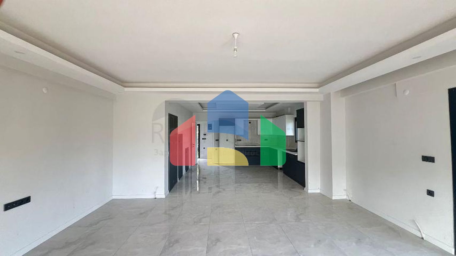 Просторий окремий будинок з власною ділянкою в районі Карагедік, Фетхіє