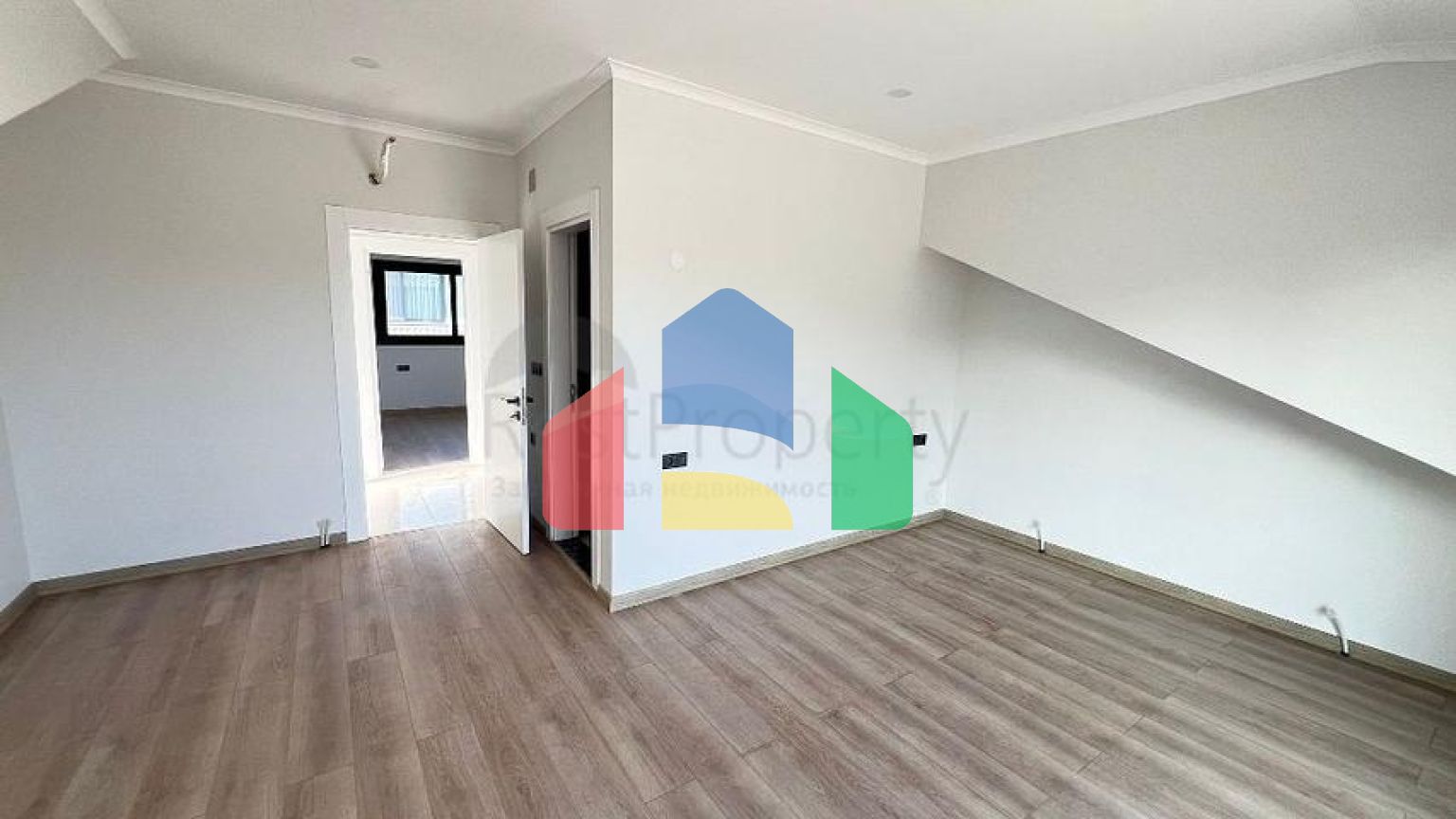 Просторий окремий будинок з власною ділянкою в районі Карагедік, Фетхіє