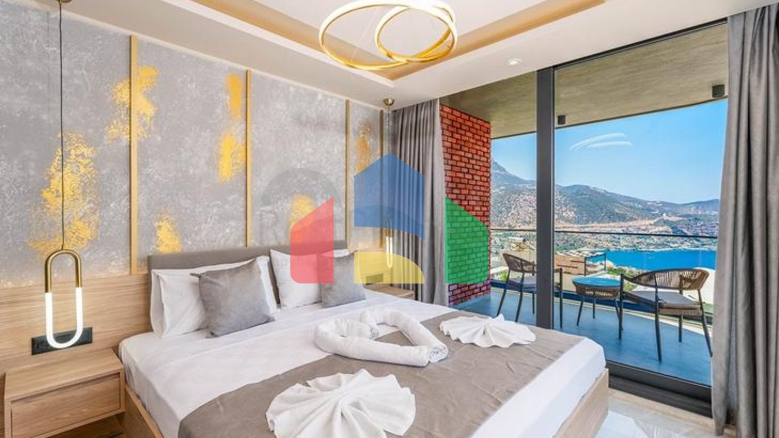 Розкішні вілли з видом на природу і море в Калкані