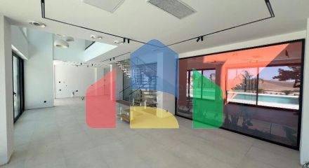 Сучасна окрема вілла 4+1 з великою ділянкою в Фетхіє