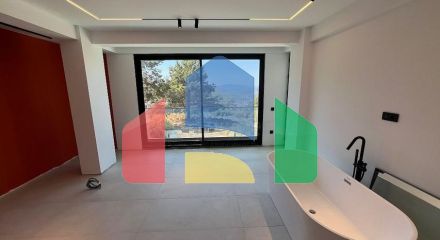 Сучасна окрема вілла 4+1 з великою ділянкою в Фетхіє