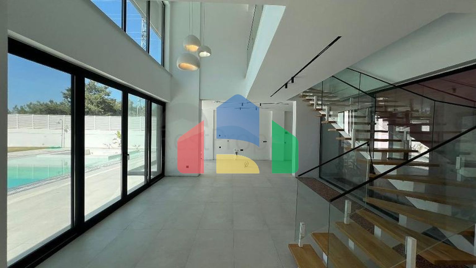 Сучасна окрема вілла 4+1 з великою ділянкою в Фетхіє