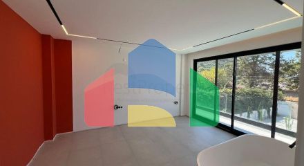 Сучасна окрема вілла 4+1 з великою ділянкою в Фетхіє