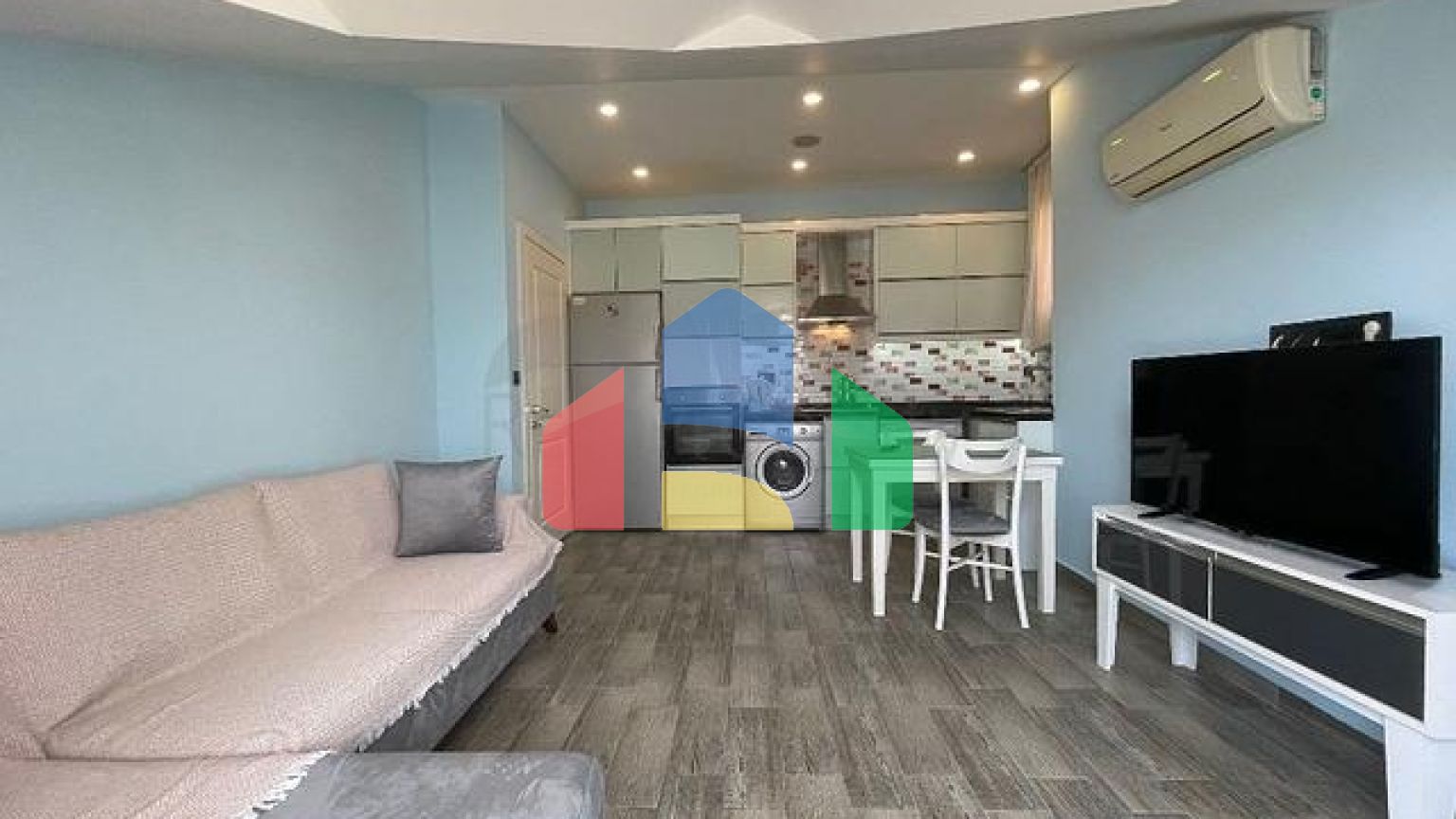 Уникальная коммерческая недвижимость — апарт-отель в центре Фетхие