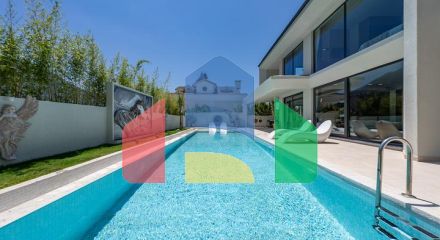 Стильна вілла 5 + 1 в районі Фетхіє