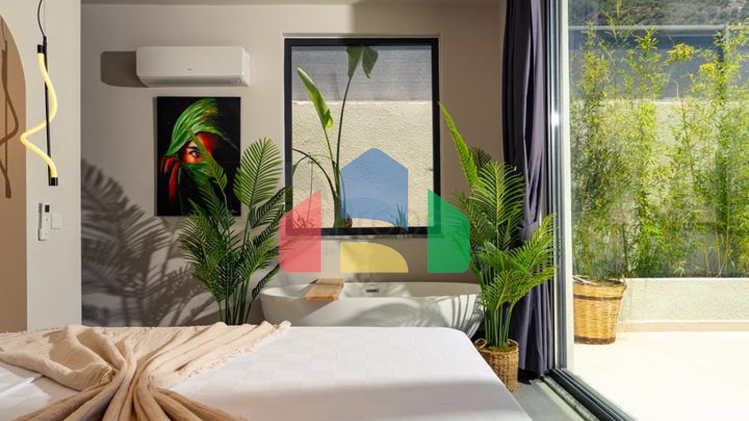 Стильна вілла 5 + 1 в районі Фетхіє