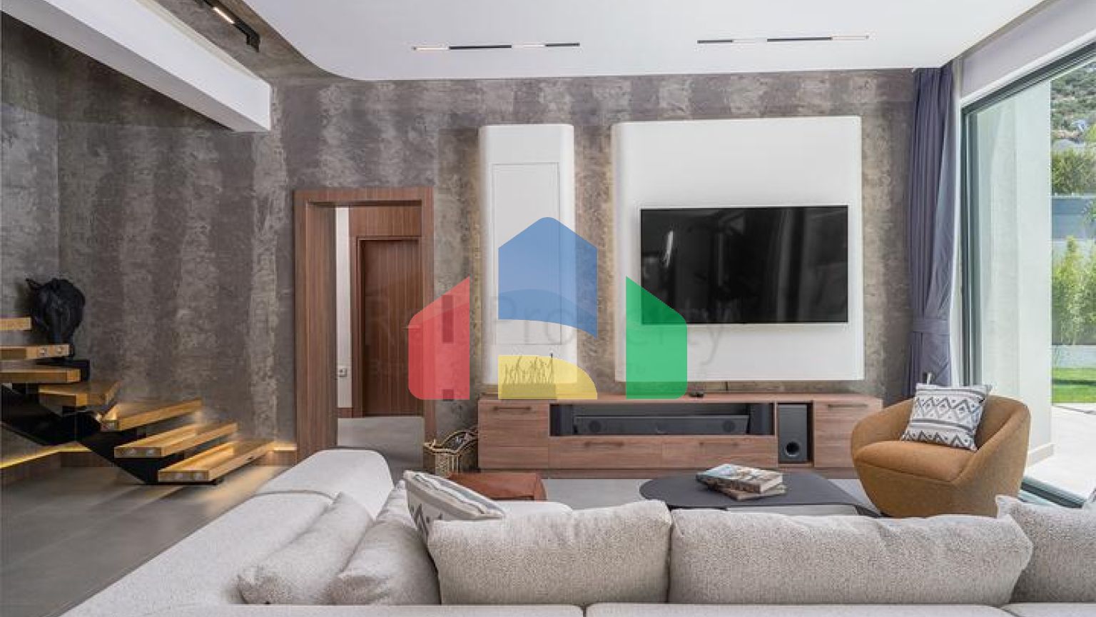 Стильна вілла 5 + 1 в районі Фетхіє