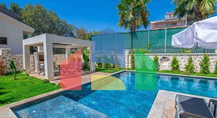 Вілла 3 + 1 в районі Фетхіє-втілення елегантності і затишку серед гір і блакитних вод Егейського узбережжя