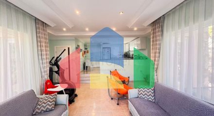 Затишна окрема вілла з садом і басейном в Олюденіз, Фетхіє