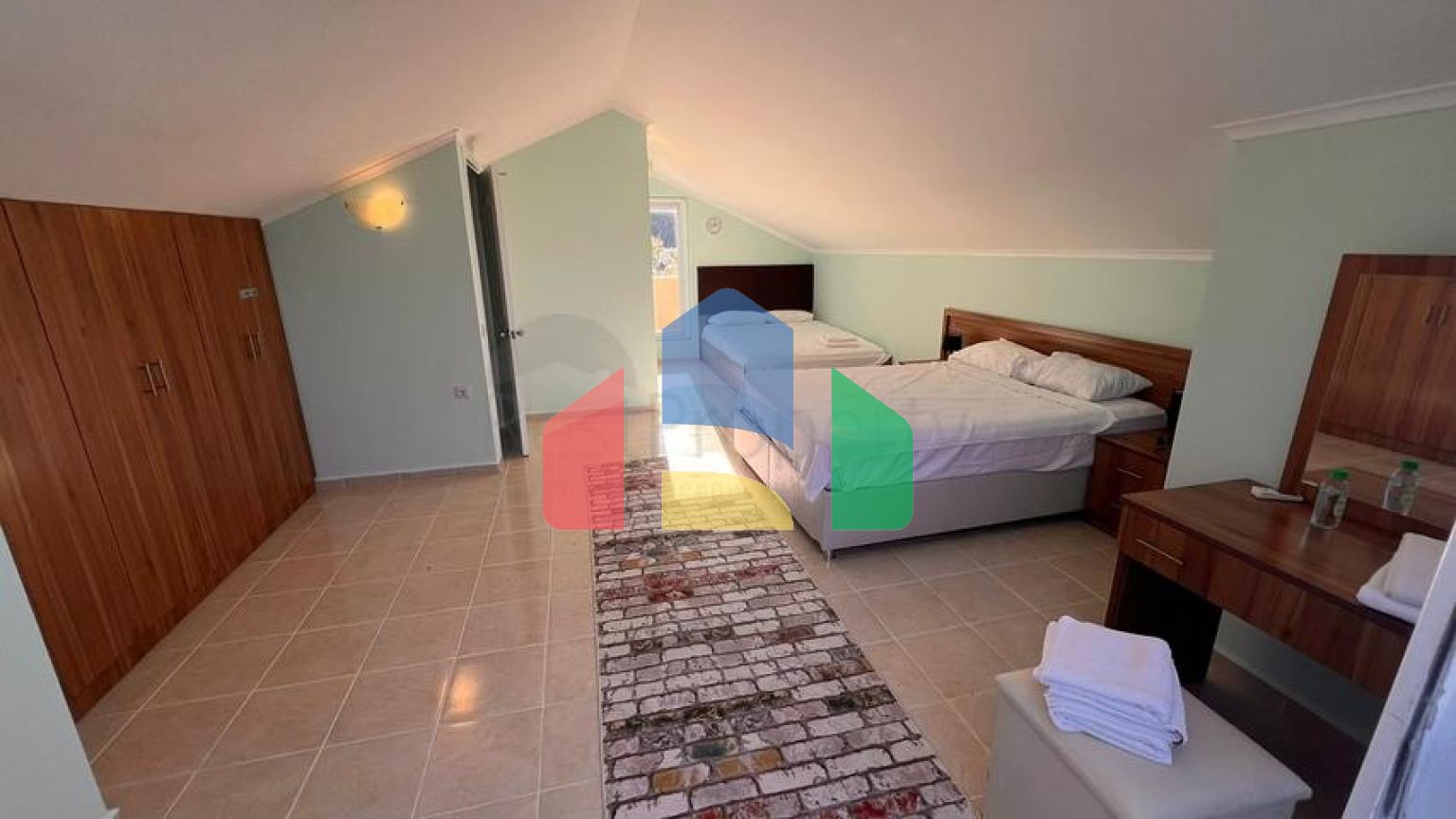 Затишна окрема вілла з садом і басейном в Олюденіз, Фетхіє