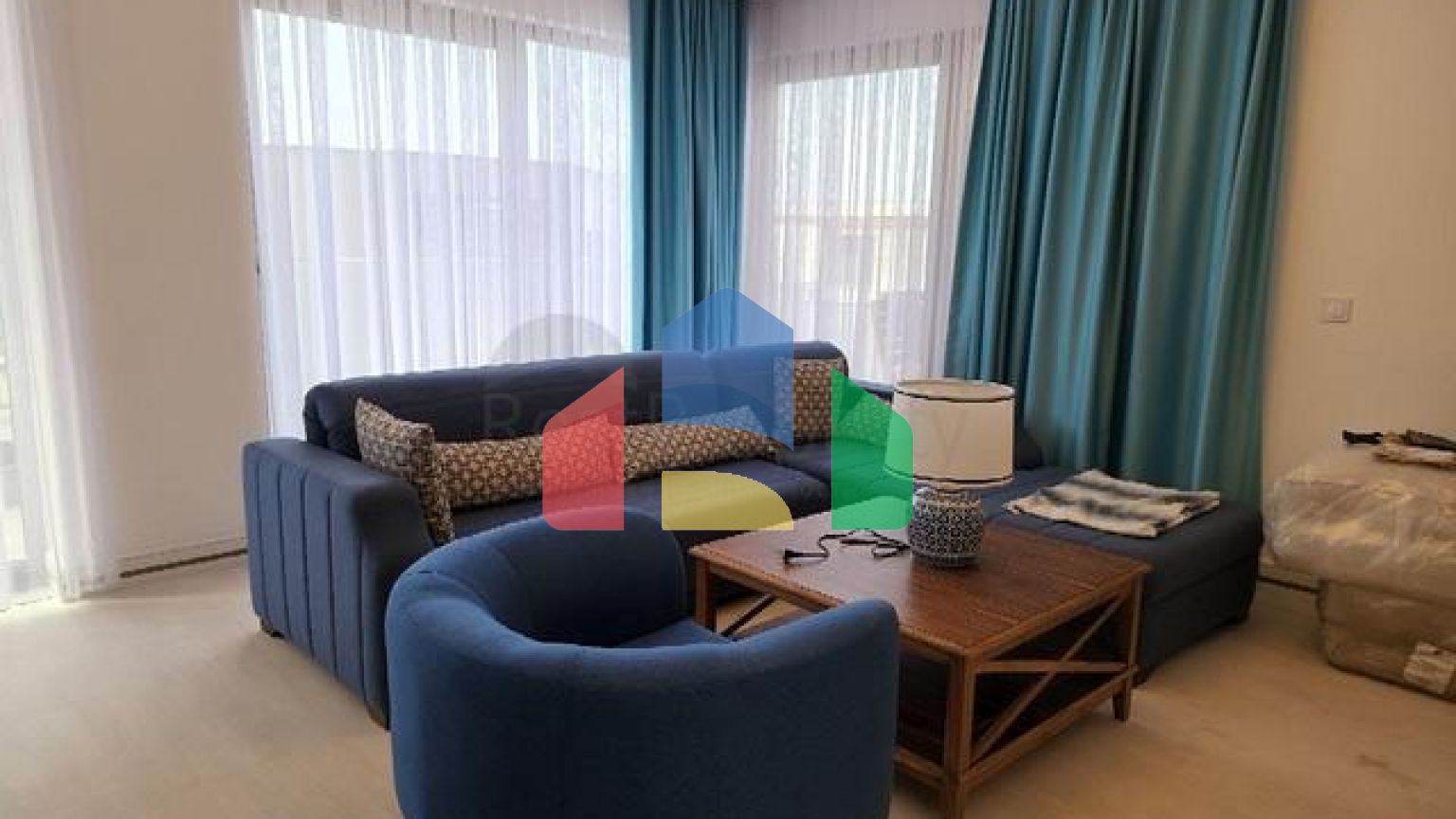 Вилла отельной концепции на первой береговой линии