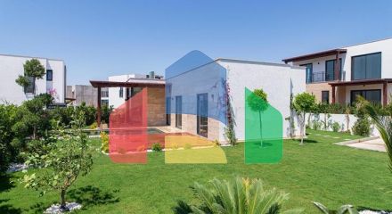 Комплекс из резиденций и вилл в живописном месте в районе Гюмюшлюк