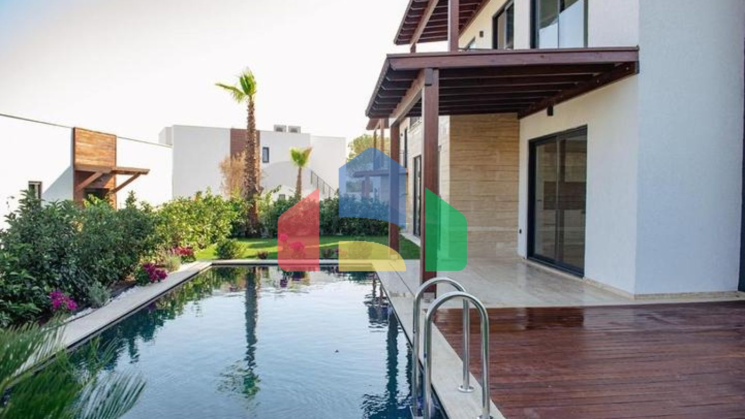 Комплекс из резиденций и вилл в живописном месте в районе Гюмюшлюк