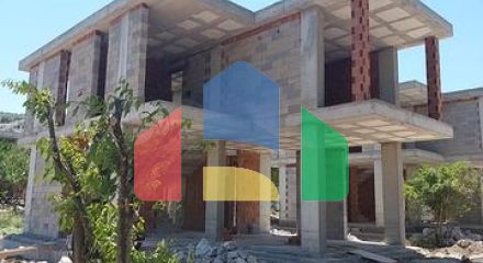 Привлекательные виллы в окружении пышной природы Привлекательные виллы в окружении пышной природы