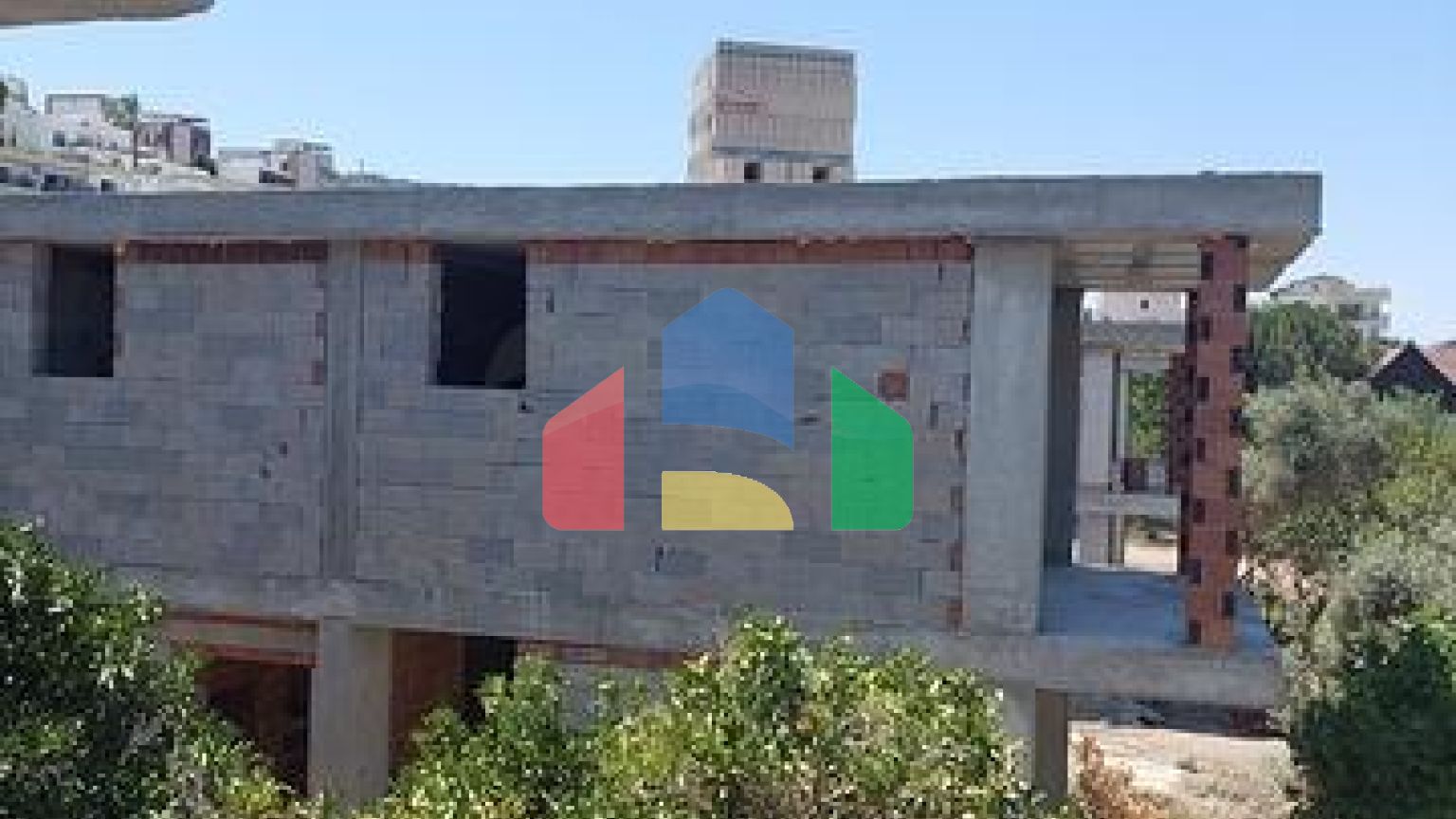 Привлекательные виллы в окружении пышной природы