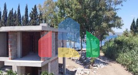 Привлекательные виллы в окружении пышной природы Привлекательные виллы в окружении пышной природы