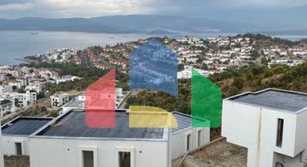 Прекрасне життя в півострові з унікальною природою