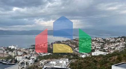 Прекрасне життя в півострові з унікальною природою