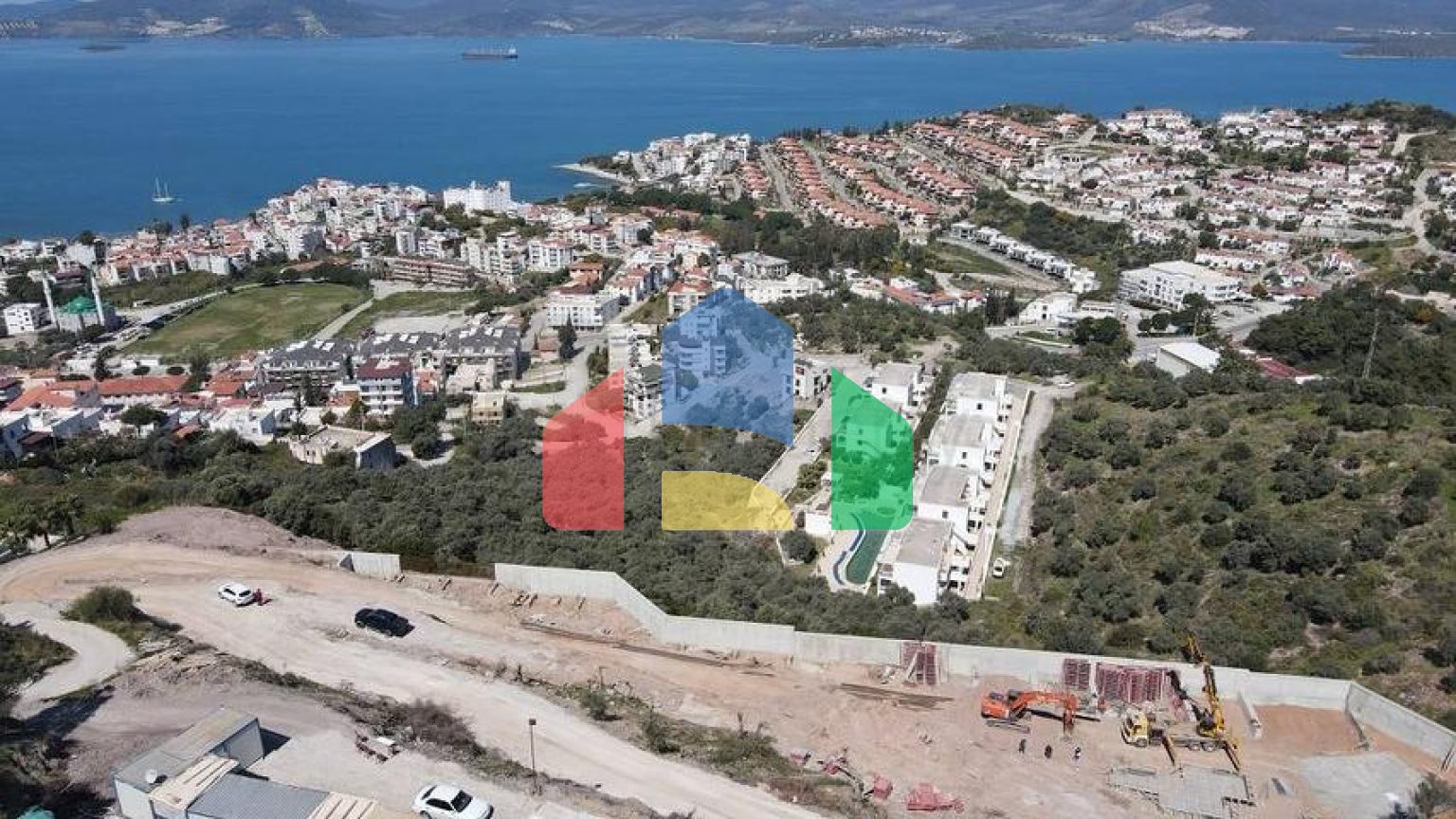 Прекрасная Жизнь в Полуострове с Уникальной Природой