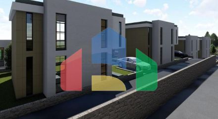 Прекрасная Жизнь в Полуострове с Уникальной Природой