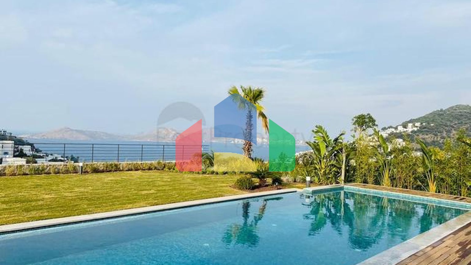 Стильна вілла з приголомшливим видом на море, гори і Бодрум.