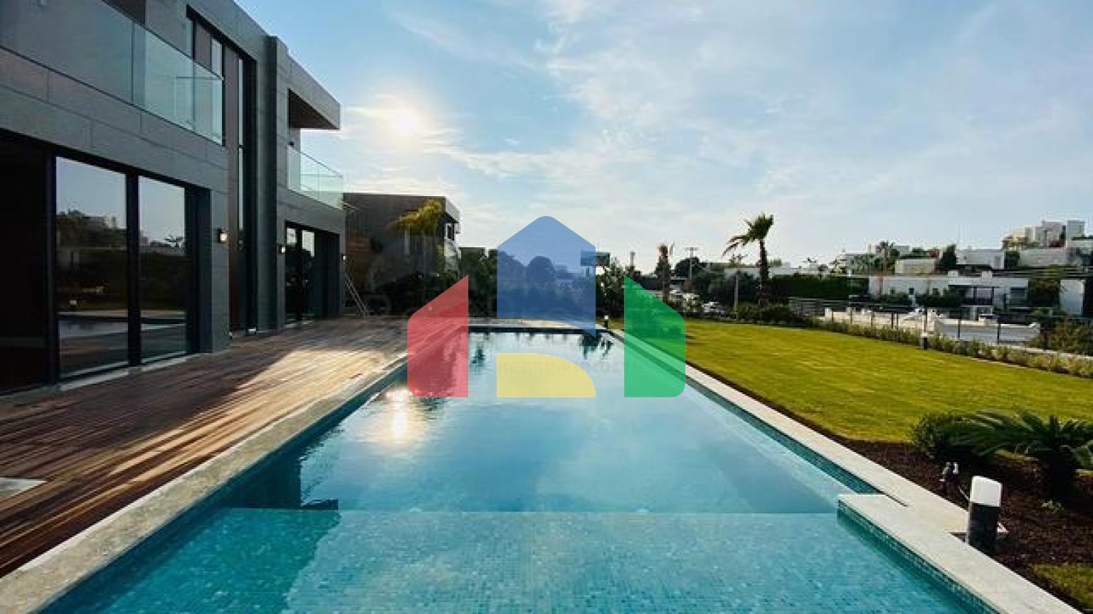 Стильна вілла з приголомшливим видом на море, гори і Бодрум.