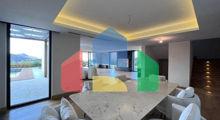 Розкішна вілла в центрі Яликавак