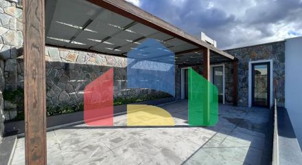 Розкішна вілла в центрі Яликавак