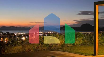 Розкішна вілла в центрі Яликавак