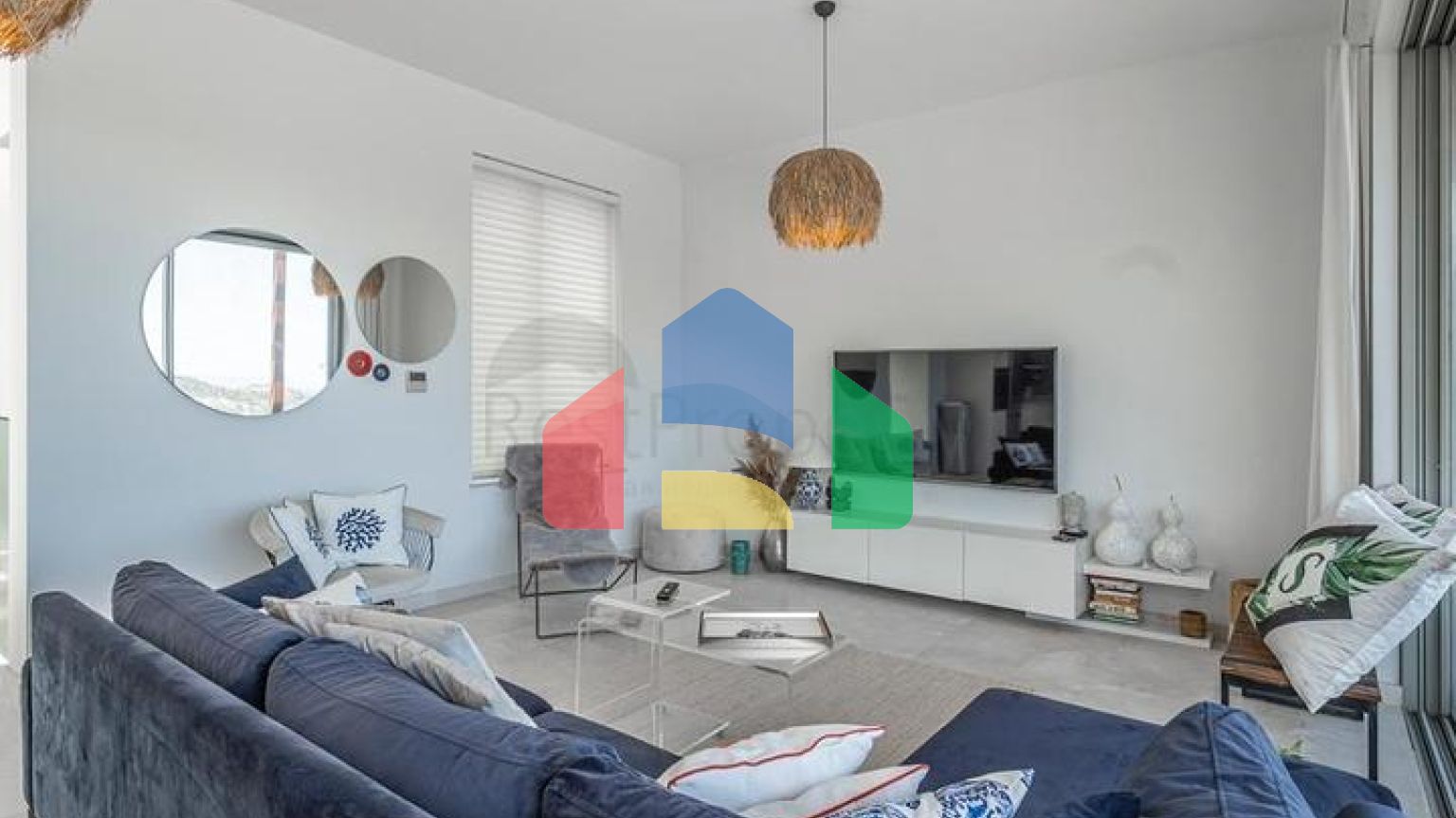 Сучасні вілли з приватними басейнами в Яликаваку