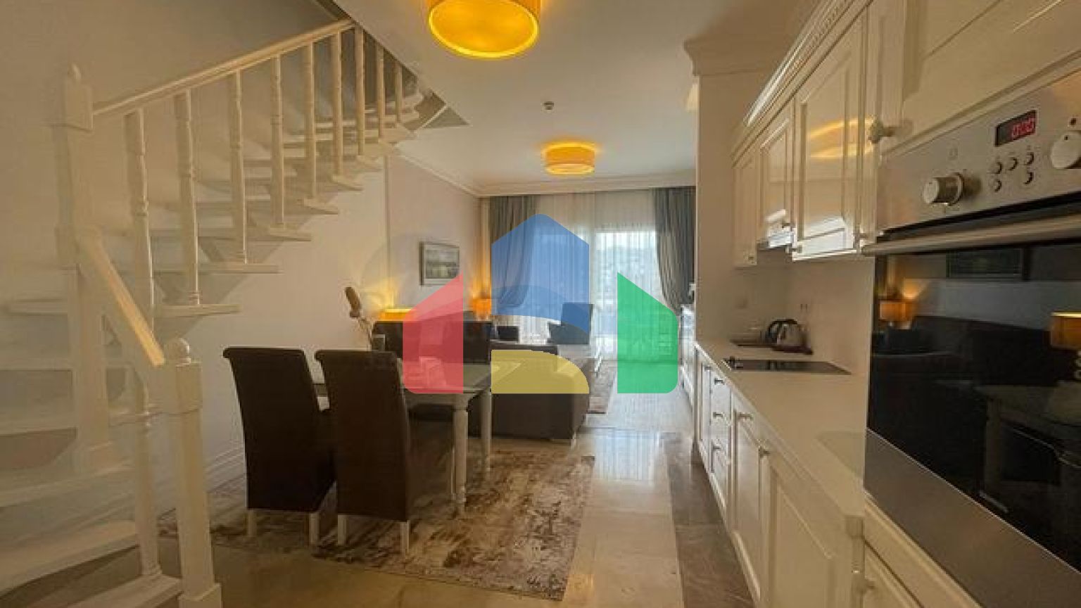 Розкішні резиденції на першій береговій лінії