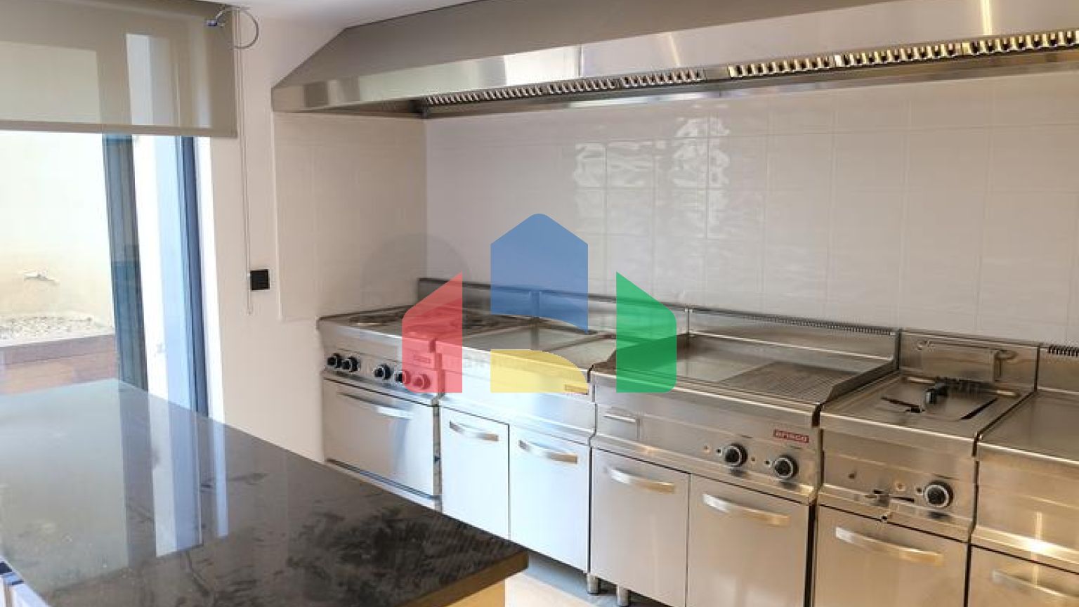 Проект элитных вилл с видом на старинную крепость и море в центре Бодрума