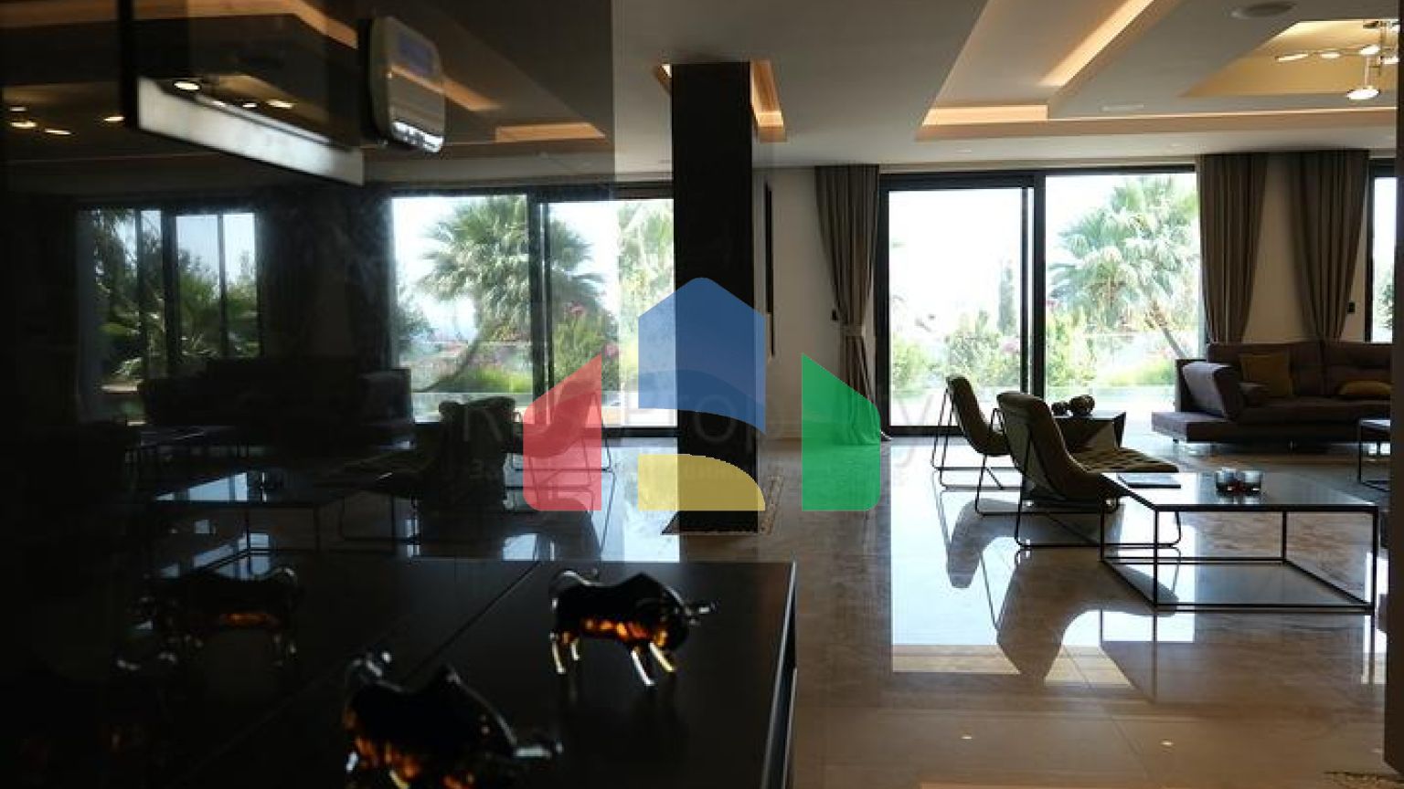 Проект элитных вилл с видом на старинную крепость и море в центре Бодрума