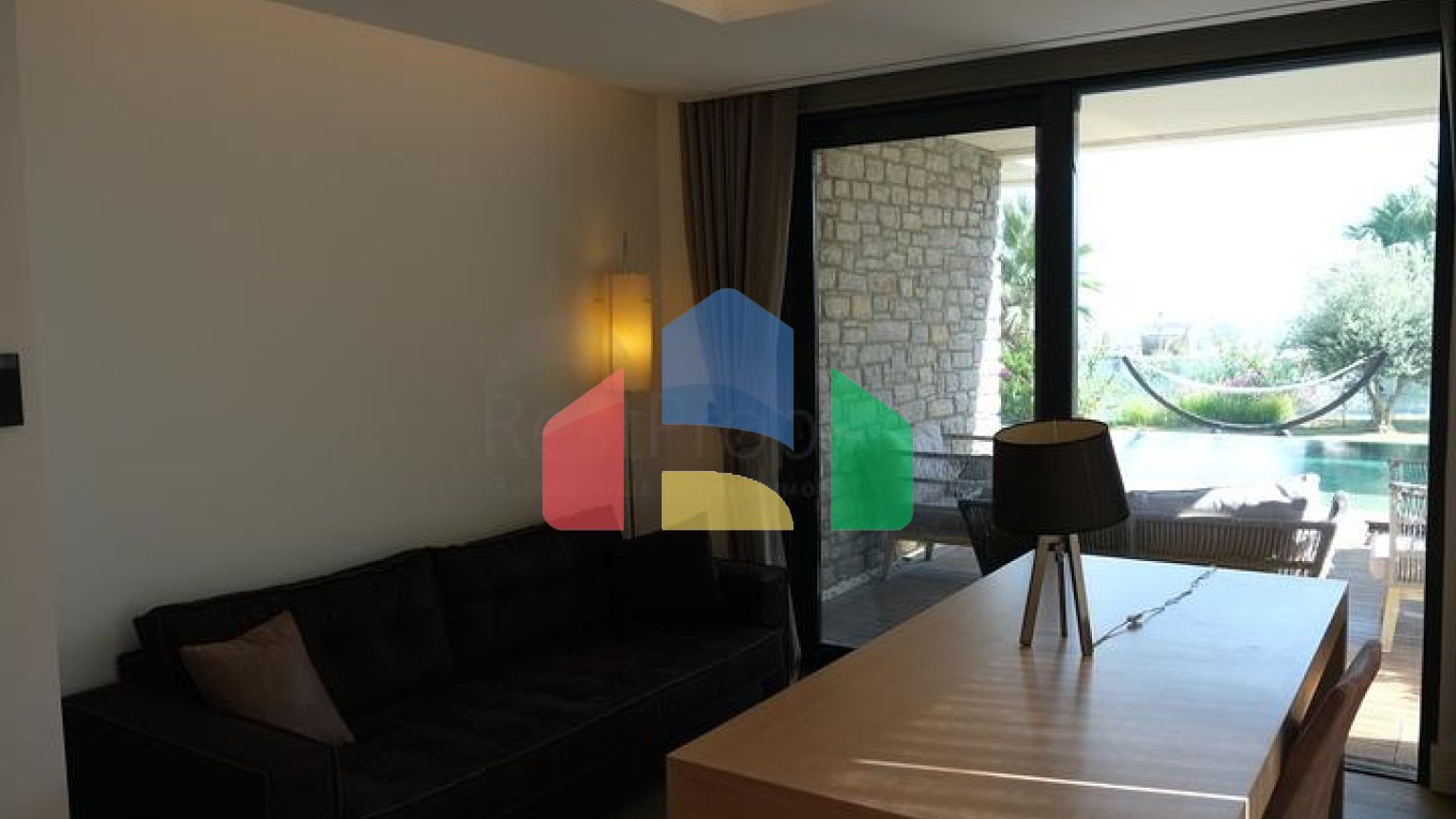 Проект элитных вилл с видом на старинную крепость и море в центре Бодрума