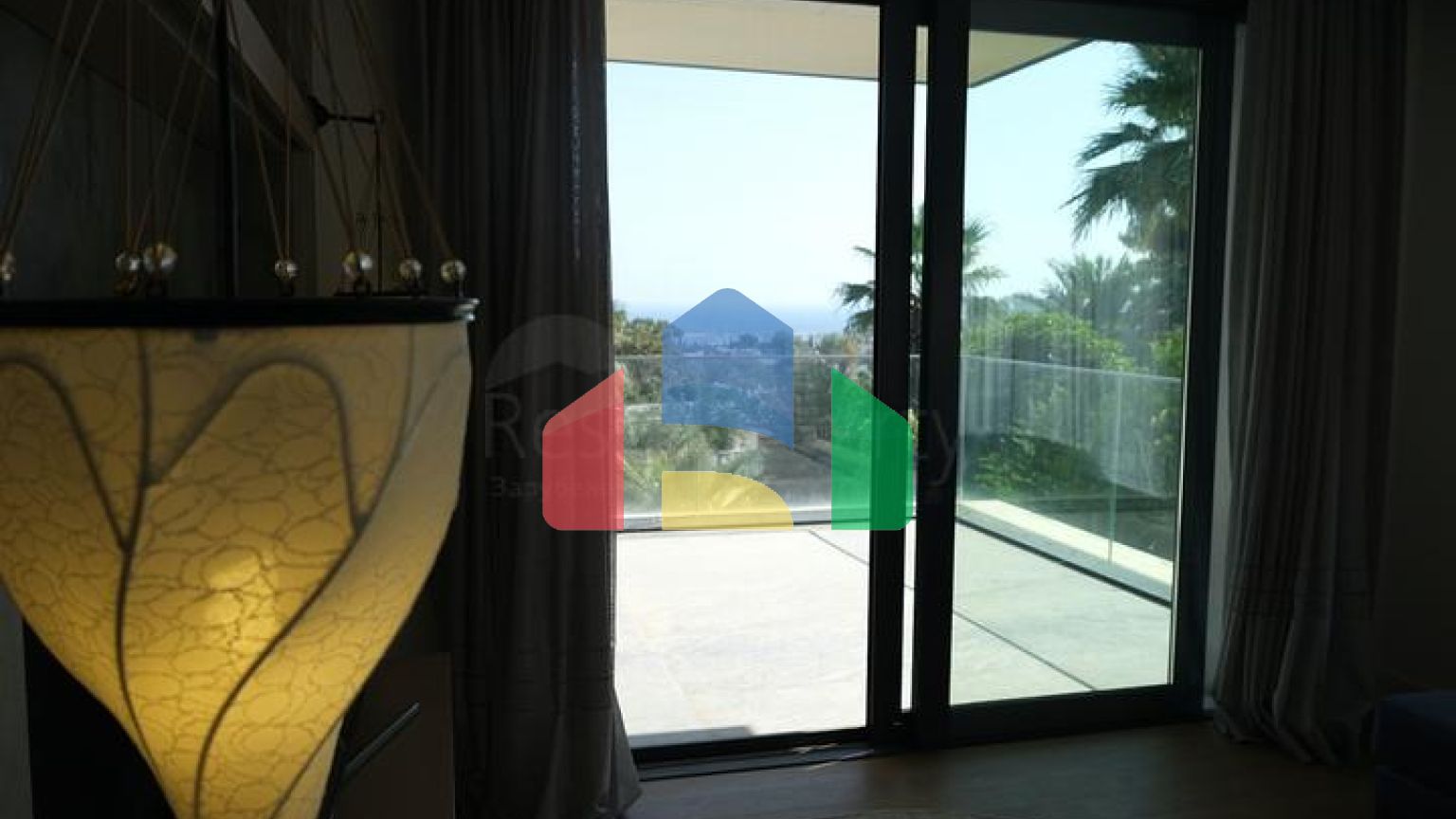 Проект элитных вилл с видом на старинную крепость и море в центре Бодрума