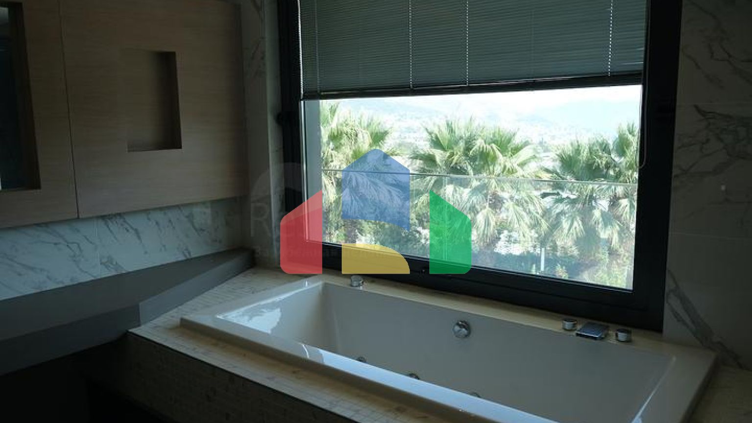 Проект элитных вилл с видом на старинную крепость и море в центре Бодрума