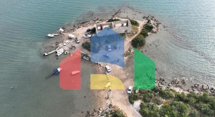 Унікальна резиденція від власника з видом на море в оточенні лісу