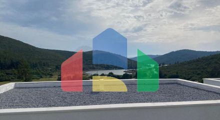 Унікальна резиденція від власника з видом на море в оточенні лісу