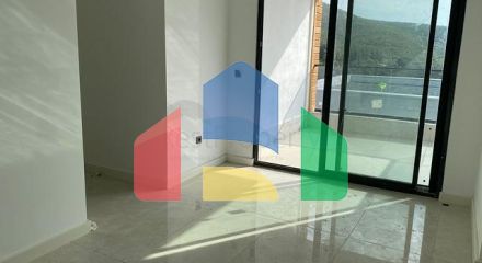 Унікальна резиденція від власника з видом на море в оточенні лісу