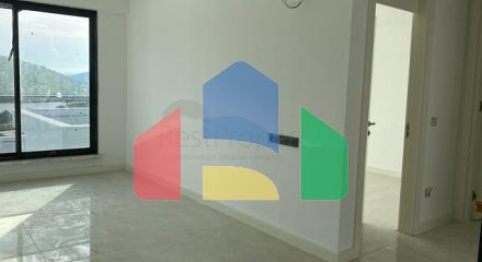 Унікальна резиденція від власника з видом на море в оточенні лісу