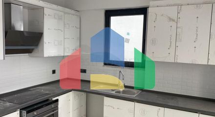 Унікальна резиденція від власника з видом на море в оточенні лісу