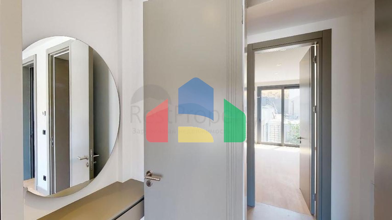 Відокремлені вілли з видом на море