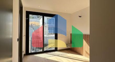 Відокремлені вілли з видом на море