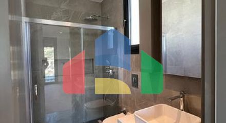 Відокремлені вілли з видом на море