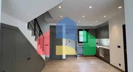 Відокремлені вілли з видом на море