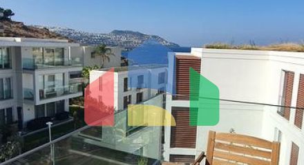 4+1 penthouse in a complex on the first coastline in the beautiful bay of Kucukbuk, Bodrum