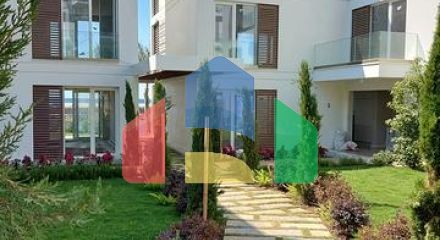 Пентхаус 4+1 в комплексе на первой береговой линии в красивой бухте Кючюкбюк, Бодрум