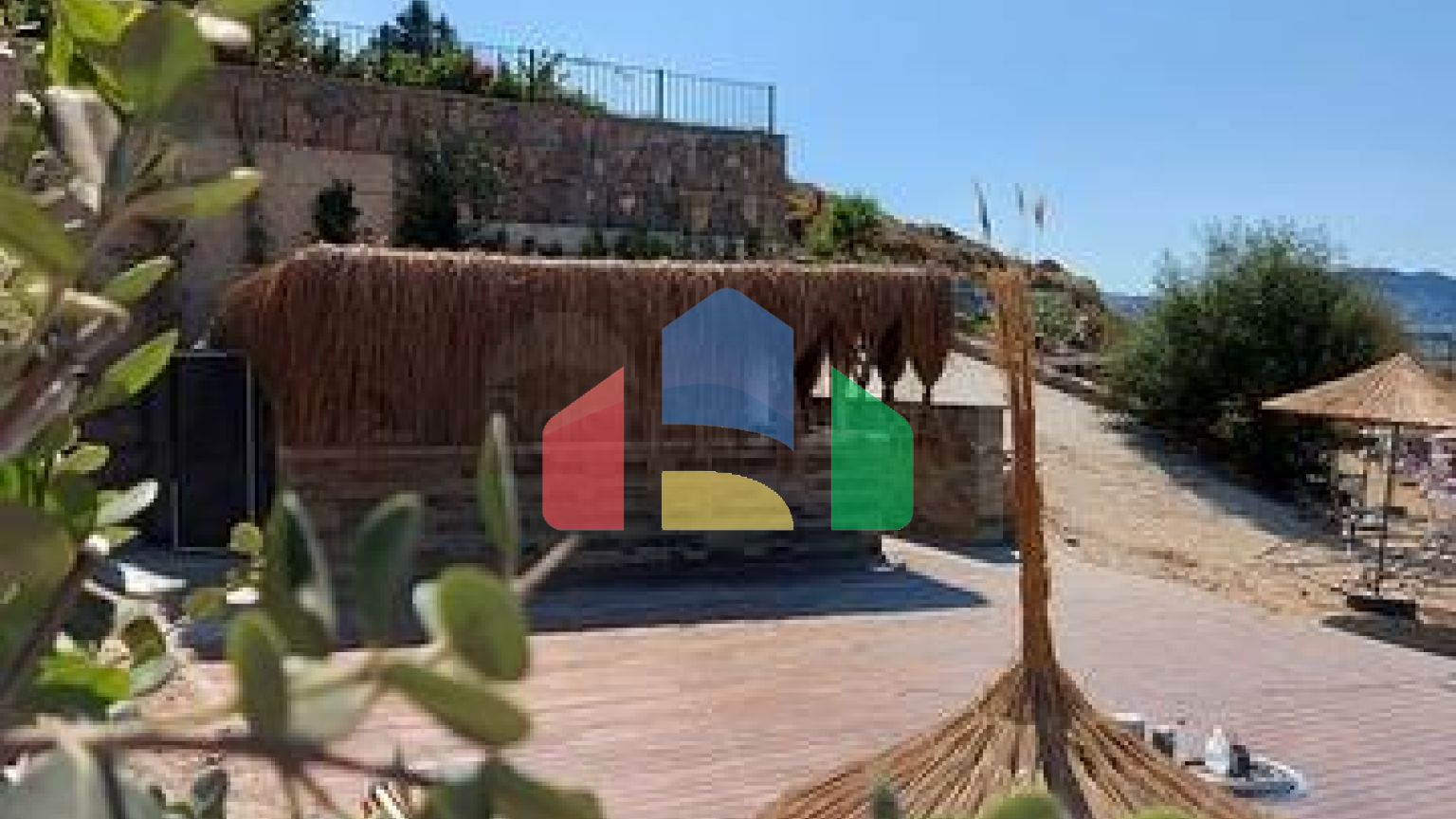 Пентхаус 4+1 в комплексе на первой береговой линии в красивой бухте Кючюкбюк, Бодрум